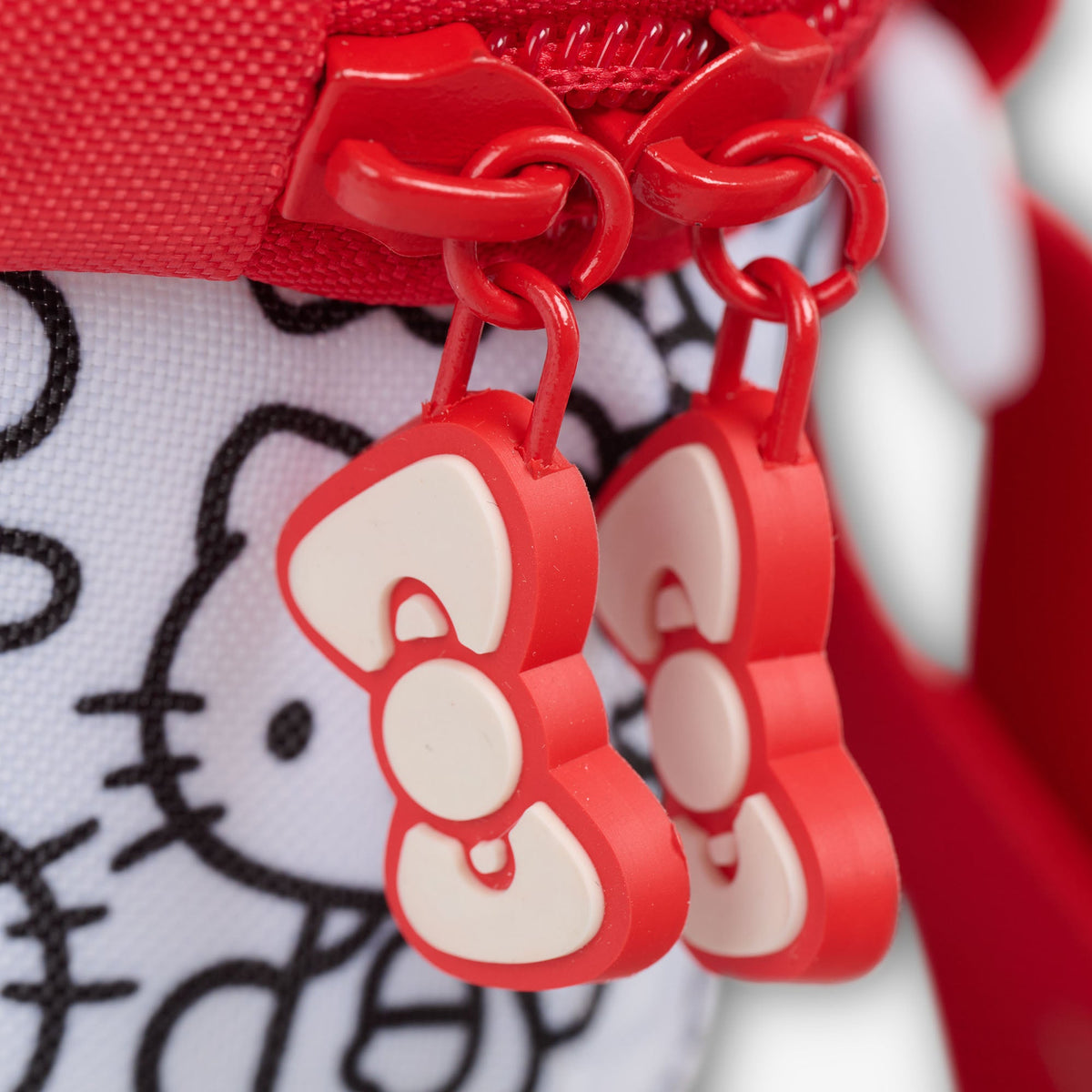 hello-kitty-classic-square-lunch-cooler-bag-r8 00027927-Z.jpg