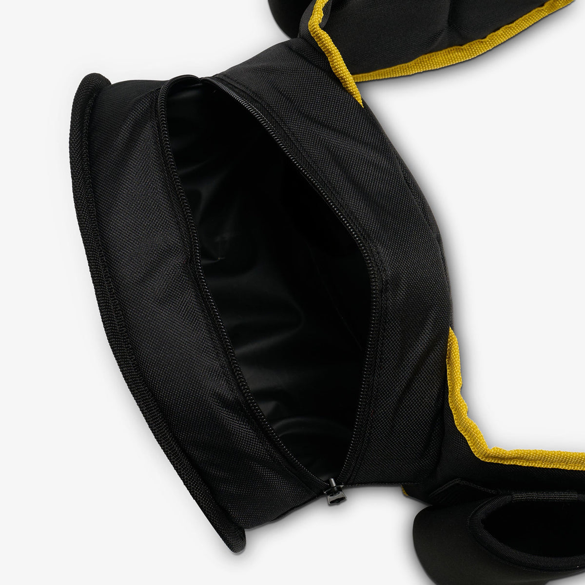 dc-super-heroes-batmantm-belt-fanny-pack-cooler-m3 00027936-O2.jpg