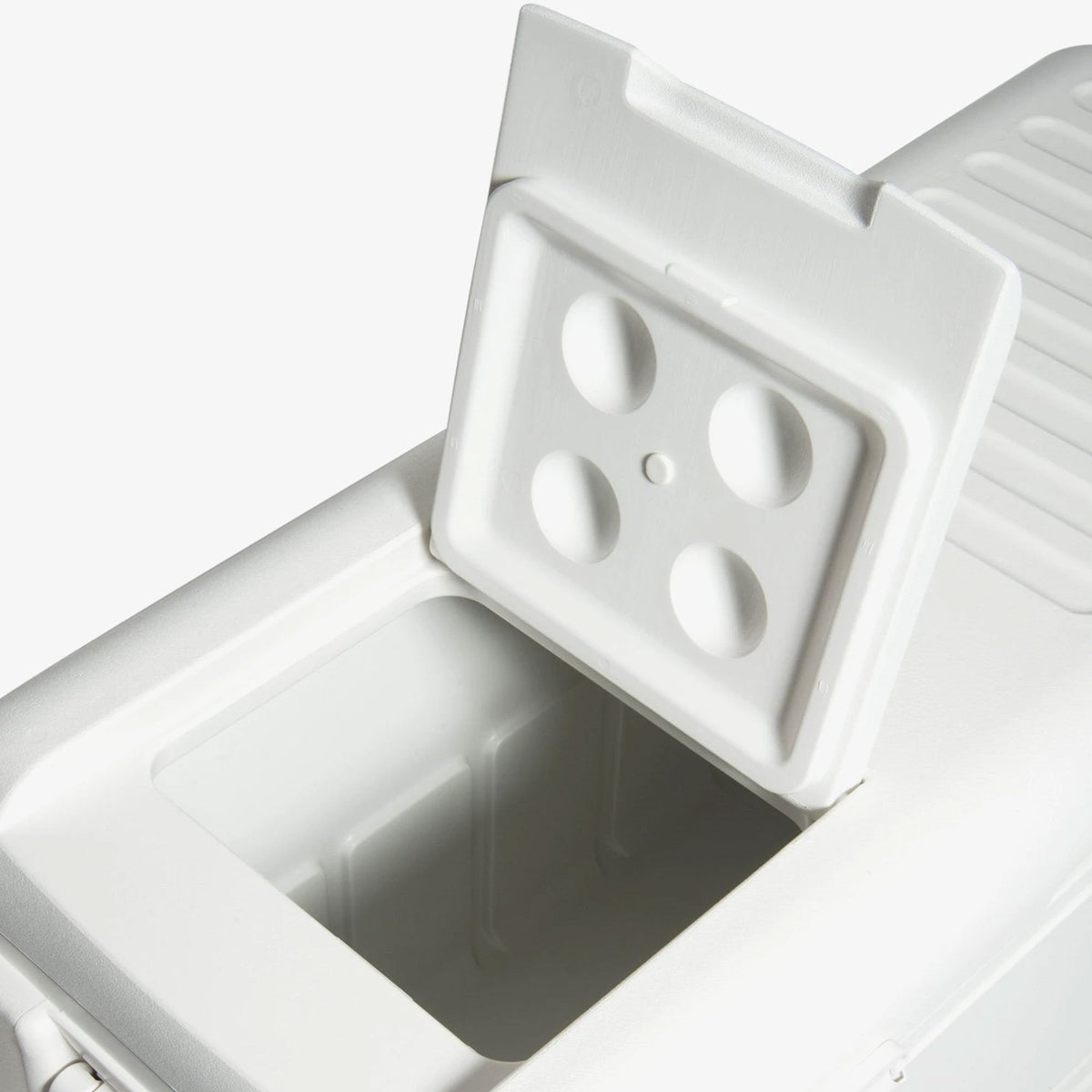quick-and-cool-150-qt-cooler-g5 00044363-quick-and-cool-150-qt-cooler-cu-open-hatch_2c6197ae-88fc-4867-ad4f-5e48e4b855e0.jpg