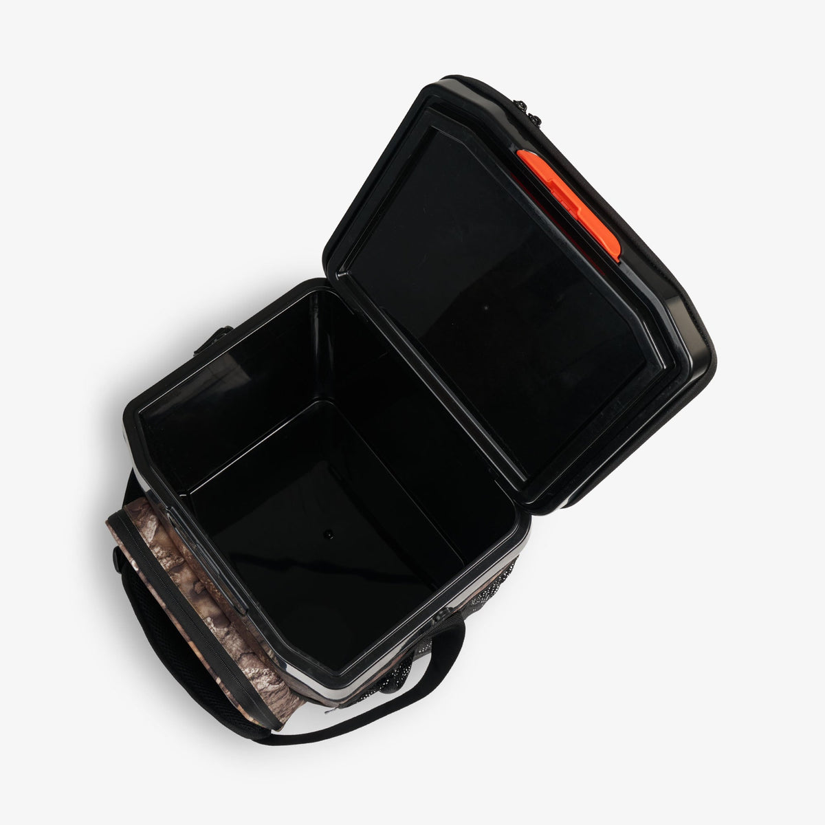 realtree-apx-cool-fusion-26-can-cooler-bag-s6 00066779-O2.jpg