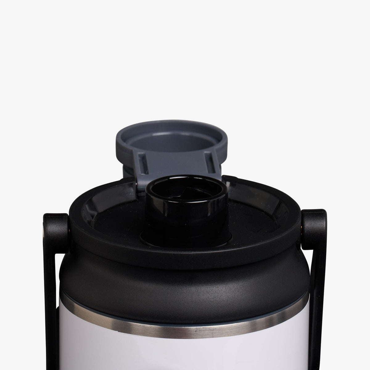 36-oz-twist-n-chug-bottle-s0 00071089-L1.jpg