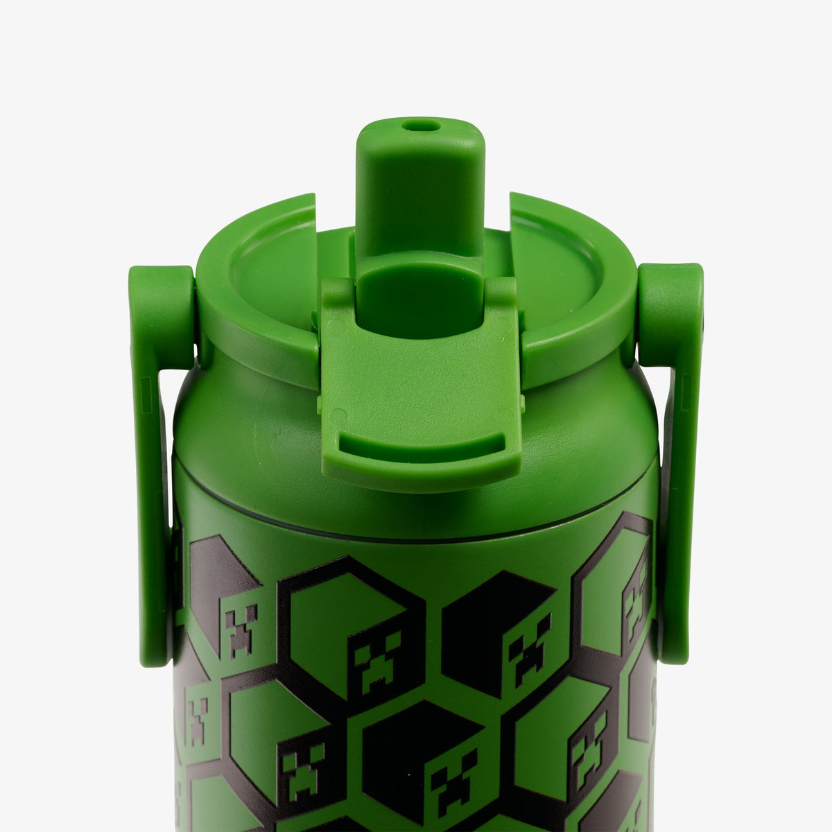minecraft-creeper-glow-in-the-dark-20-oz-bottle-r4 00071605-L2.jpg