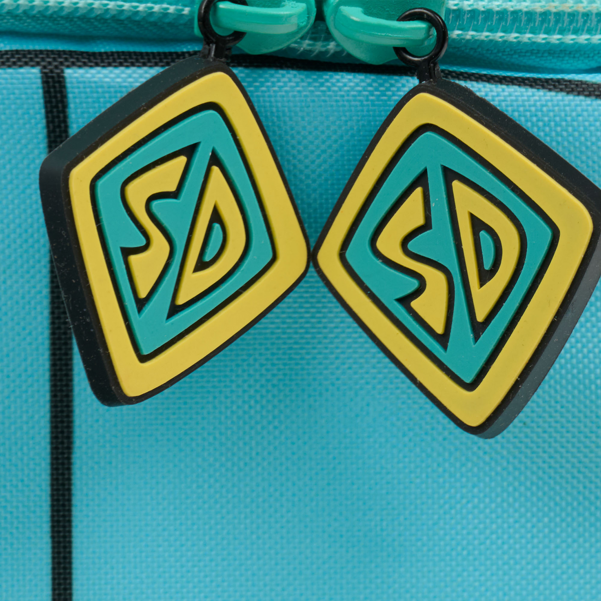 scooby-doo-mystery-machinetm-cooler-bag-m0 download.png